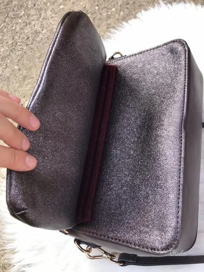 Carpisa bordo-braon torbica, kao novo