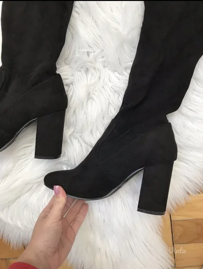 Duge crne čizmice, broj 37, kao novo