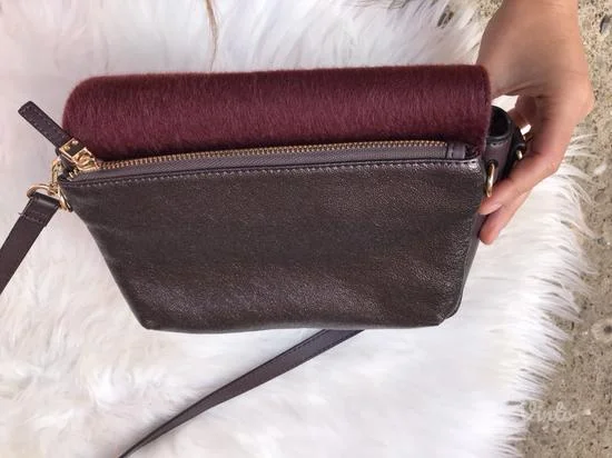 Carpisa bordo-braon torbica, kao novo