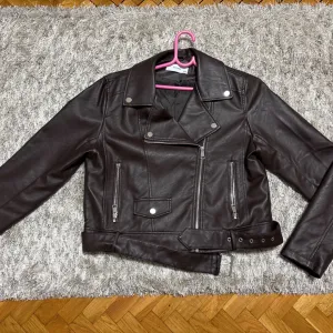 Kozna jakna braon 40