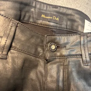 Massimo Dutty kozne pantalone