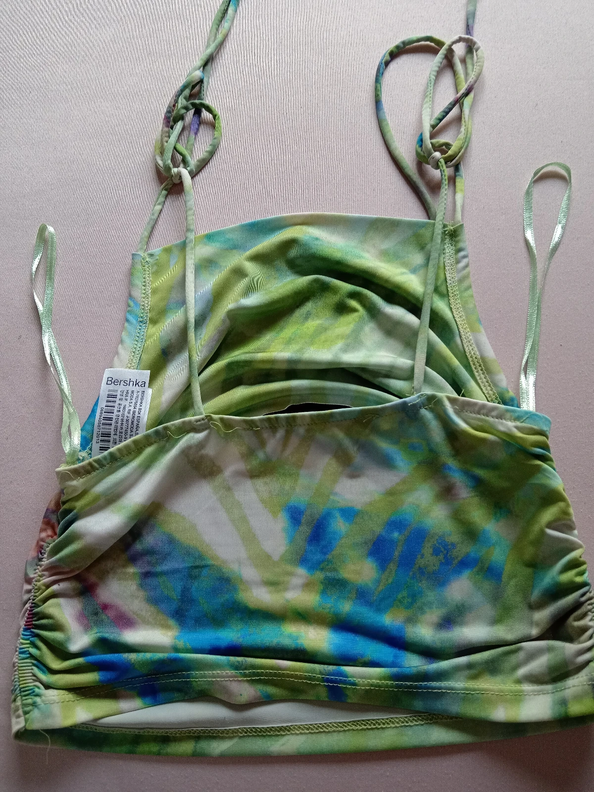 Bershka letnji crop top / majica na bretele / Vel. XS