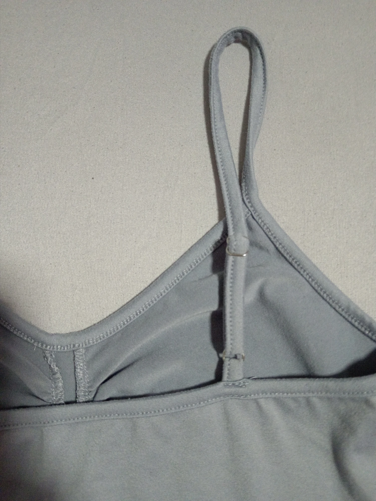 Shein sivi top sa naborima / Vel. XS