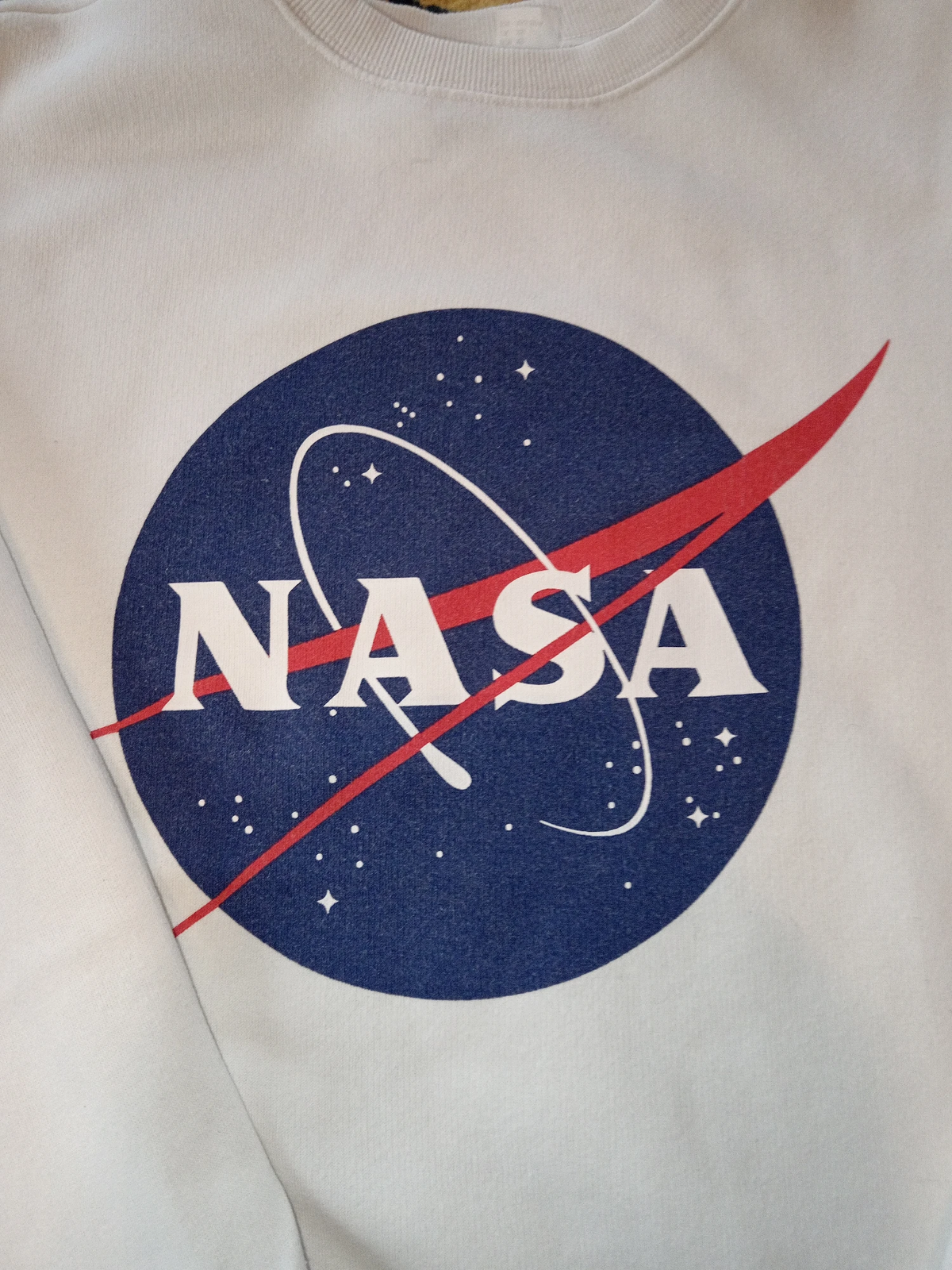 Divided by H&M beli NASA duks / Vel. XS
