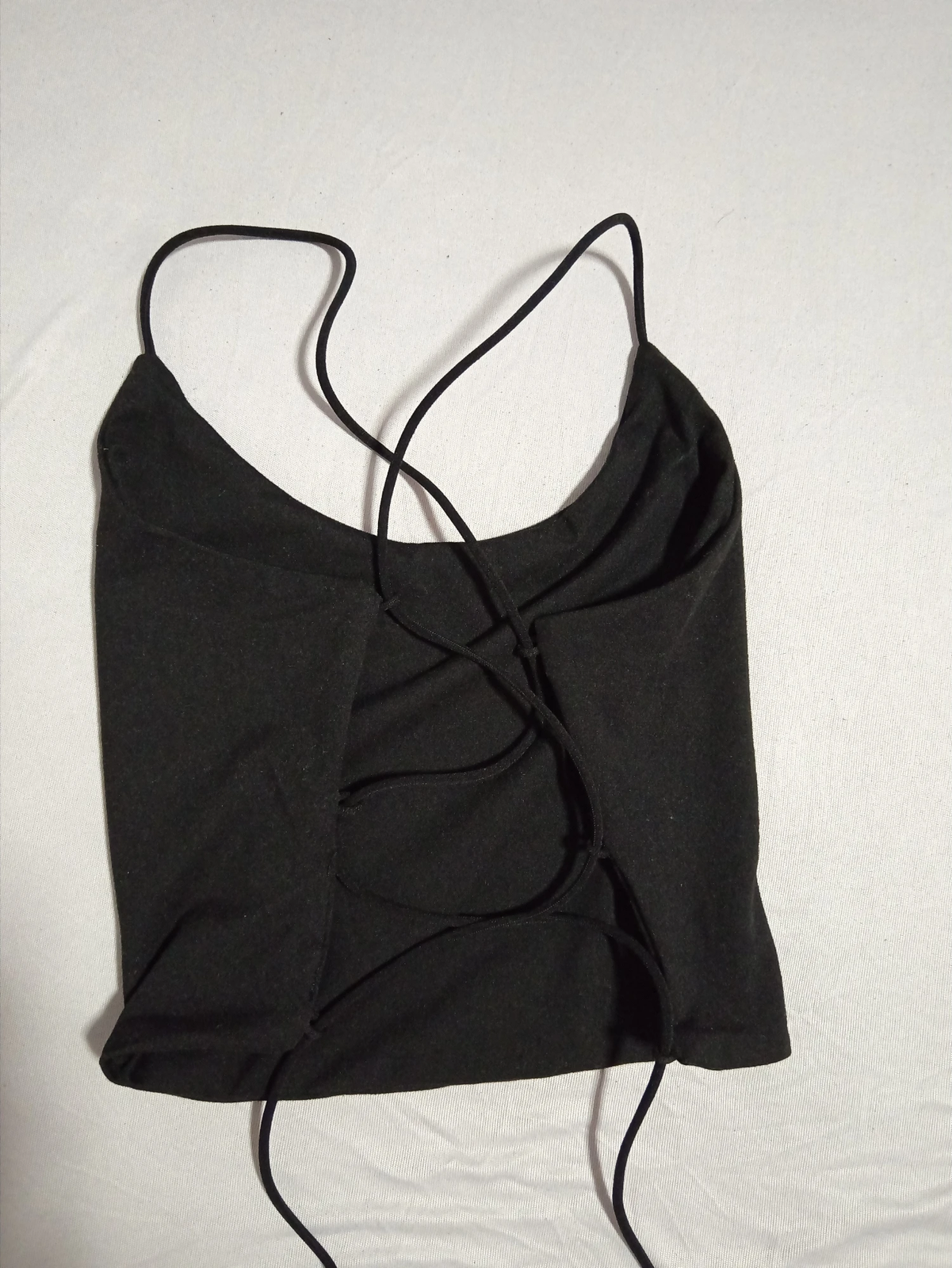 Shein crni top sa ukrštenim bretelama / Vel. XS