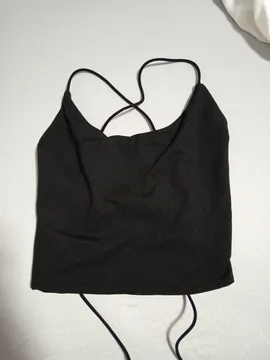 Shein crni top sa ukrštenim bretelama / Vel. XS
