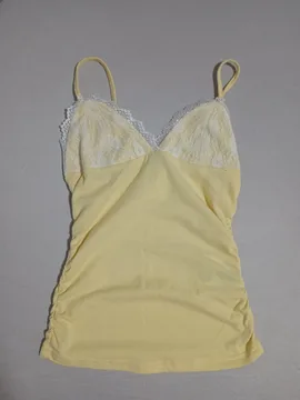 Shein svetložuta majica na bretele sa čipkom / Vel. XS