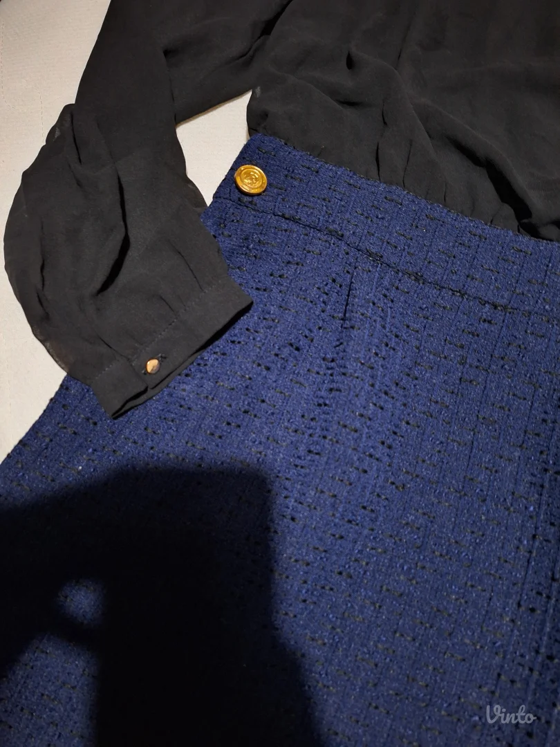 Zara tvid haljina sa zlatnim dugmadima