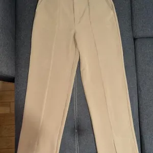 Stradivarius pantalone