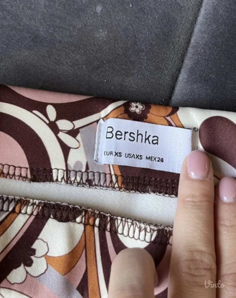 Bershka suknja