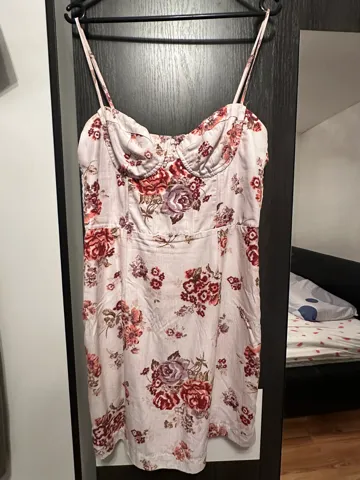 H&M haljina M