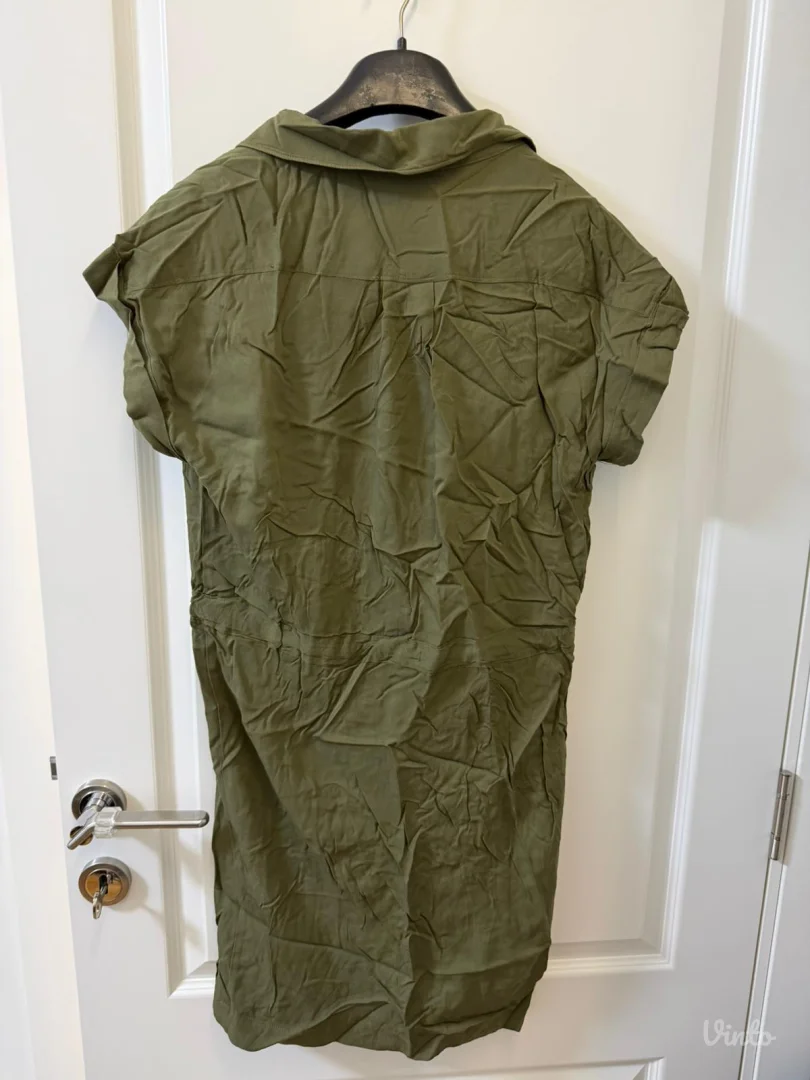 H&M maslinasto zelena haljina