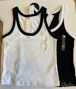 UNIQLO majice