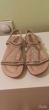 Nove zlatne sandale.velicina 41 ili 25,5 cm