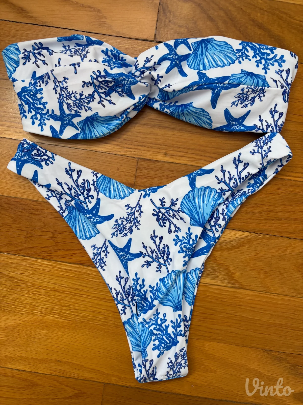 Beli dvodelni kupaci S velicina novo
