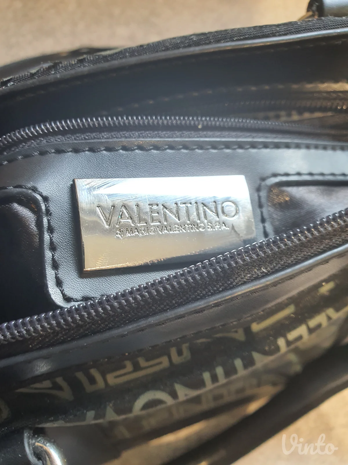 Valentino torbica