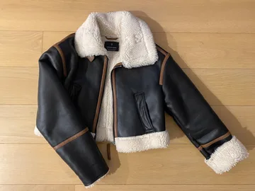 Zenska jakna STRADIVARIUS (novo)
