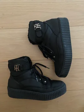 Ženske čizme Tommy Hilfiger