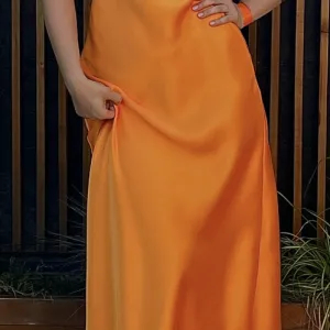 Satenska midi haljina