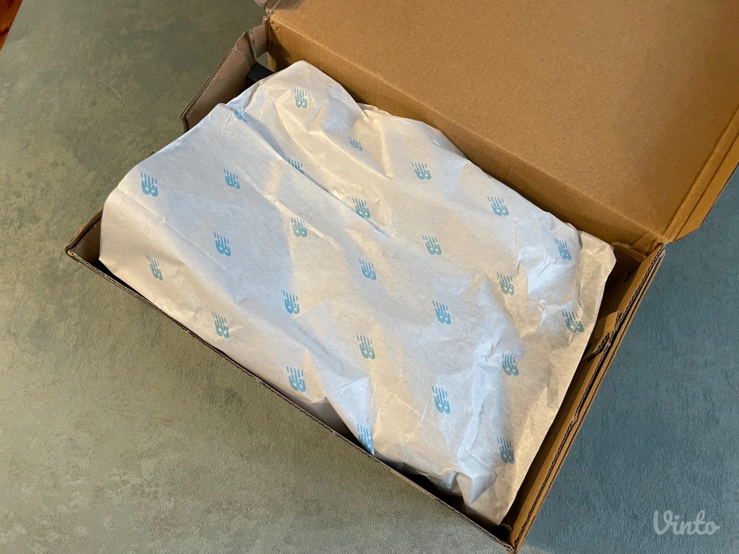 NEW BALANCE 9060 ORIGINAL NOVO u kutiji