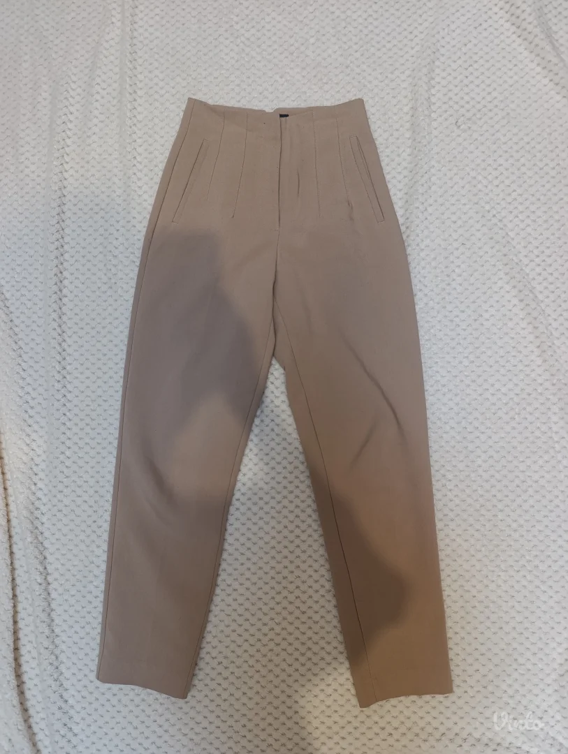 Zara pantalone