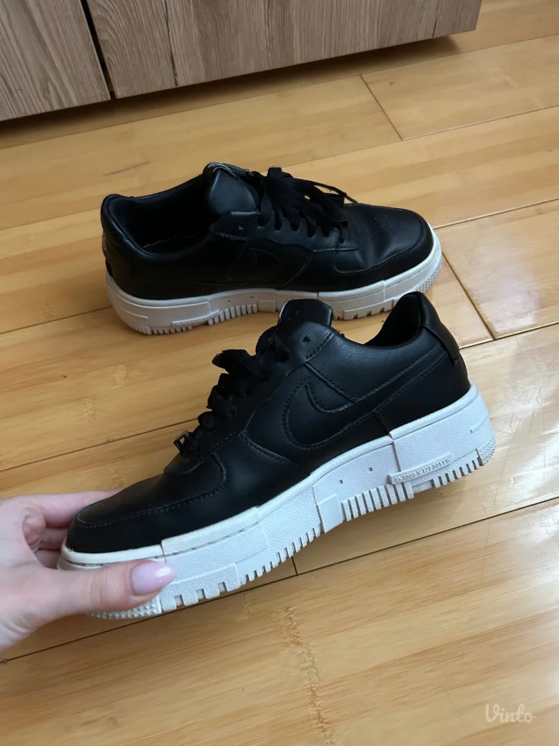 Nike Pixel patike
