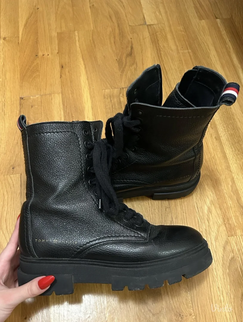 Zenske cizme Tommy Hilfiger