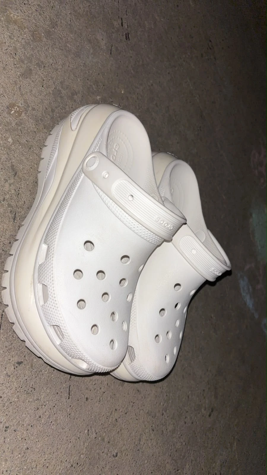 Crocs mega crush