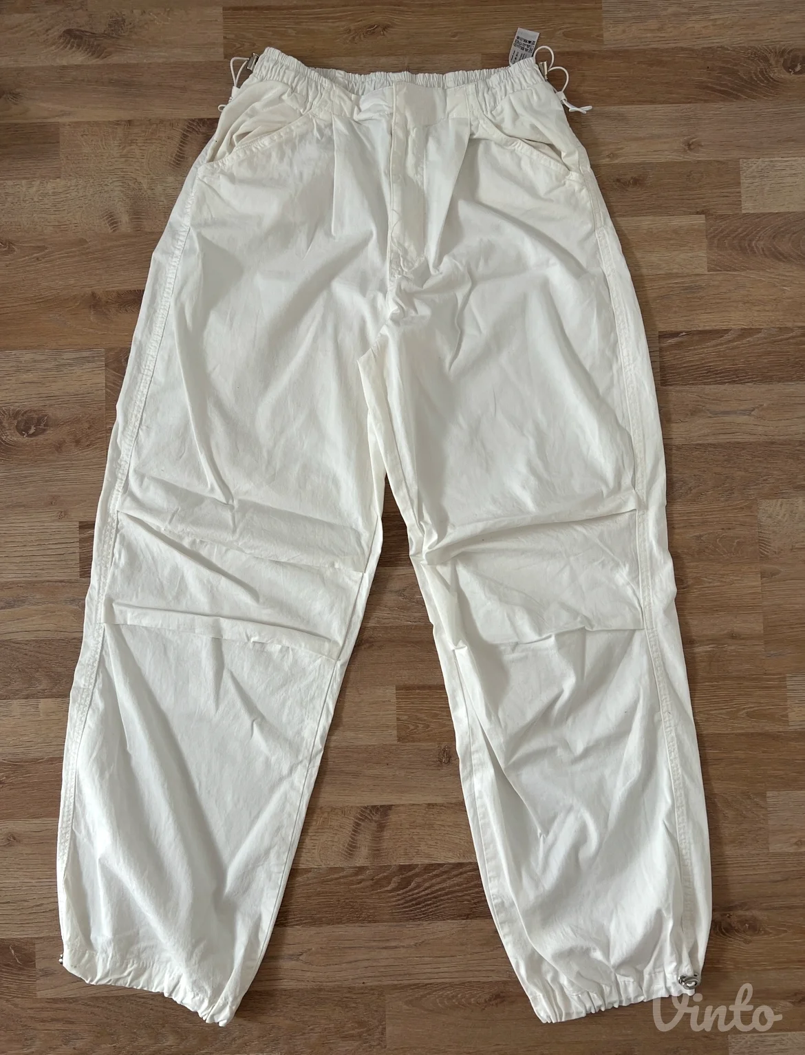 Bershka cargo pantalone