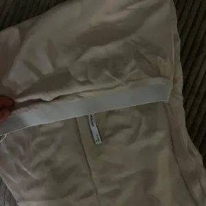 House - satenska suknja