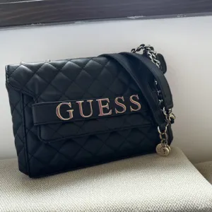 Guess torba