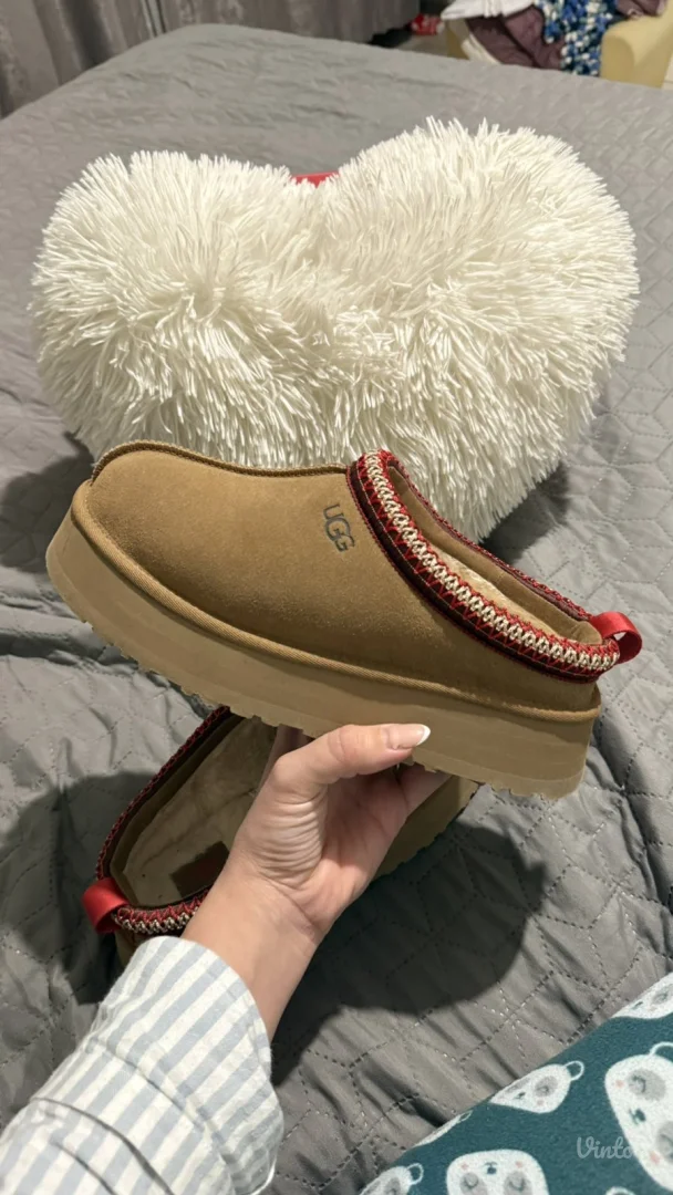 UGG Tazz Original