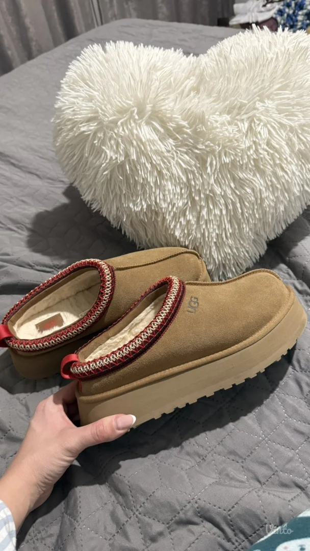 UGG Tazz Original
