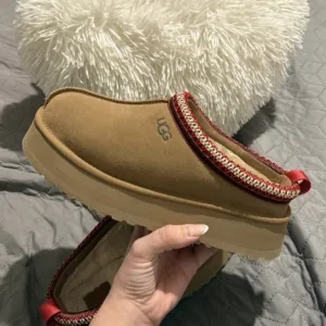 UGG Tazz Original
