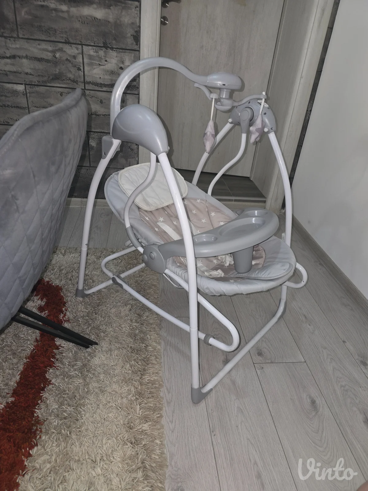 Elektricna njihalica jungle 2u1 za bebe ljuljaska