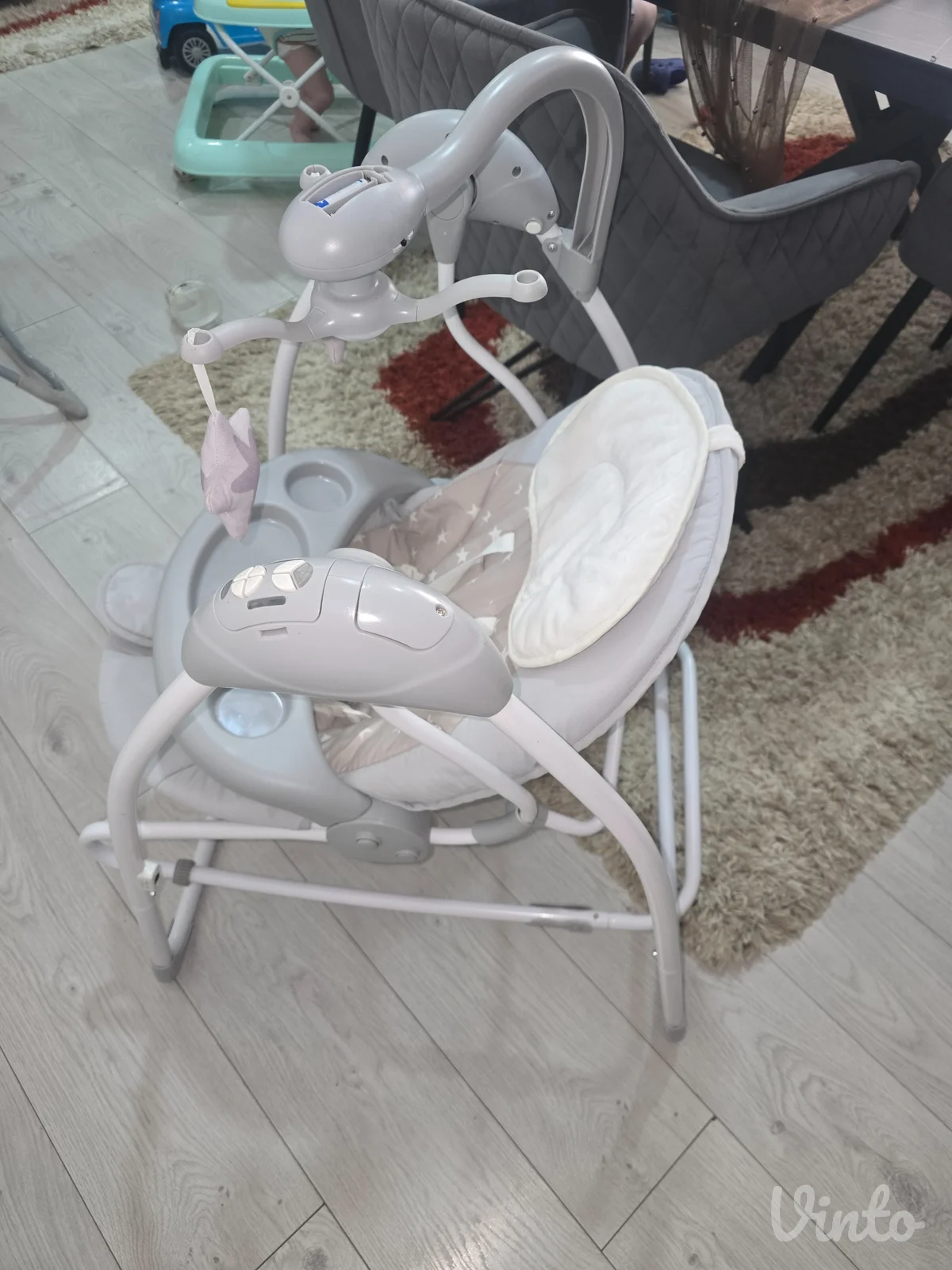 Elektricna njihalica jungle 2u1 za bebe ljuljaska