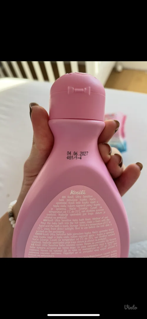 Lot kozmetika za bebu NOVO