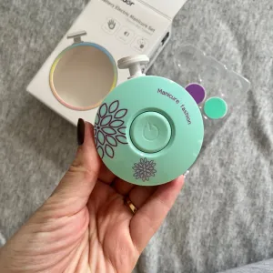 Baby elektricna turpija