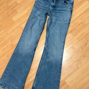 Zara low rise farmerke