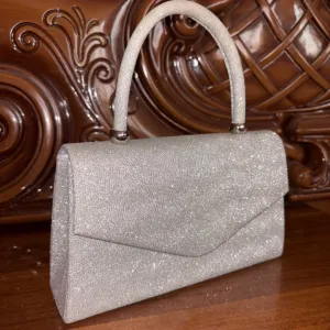 Srebrna elegantna torbica