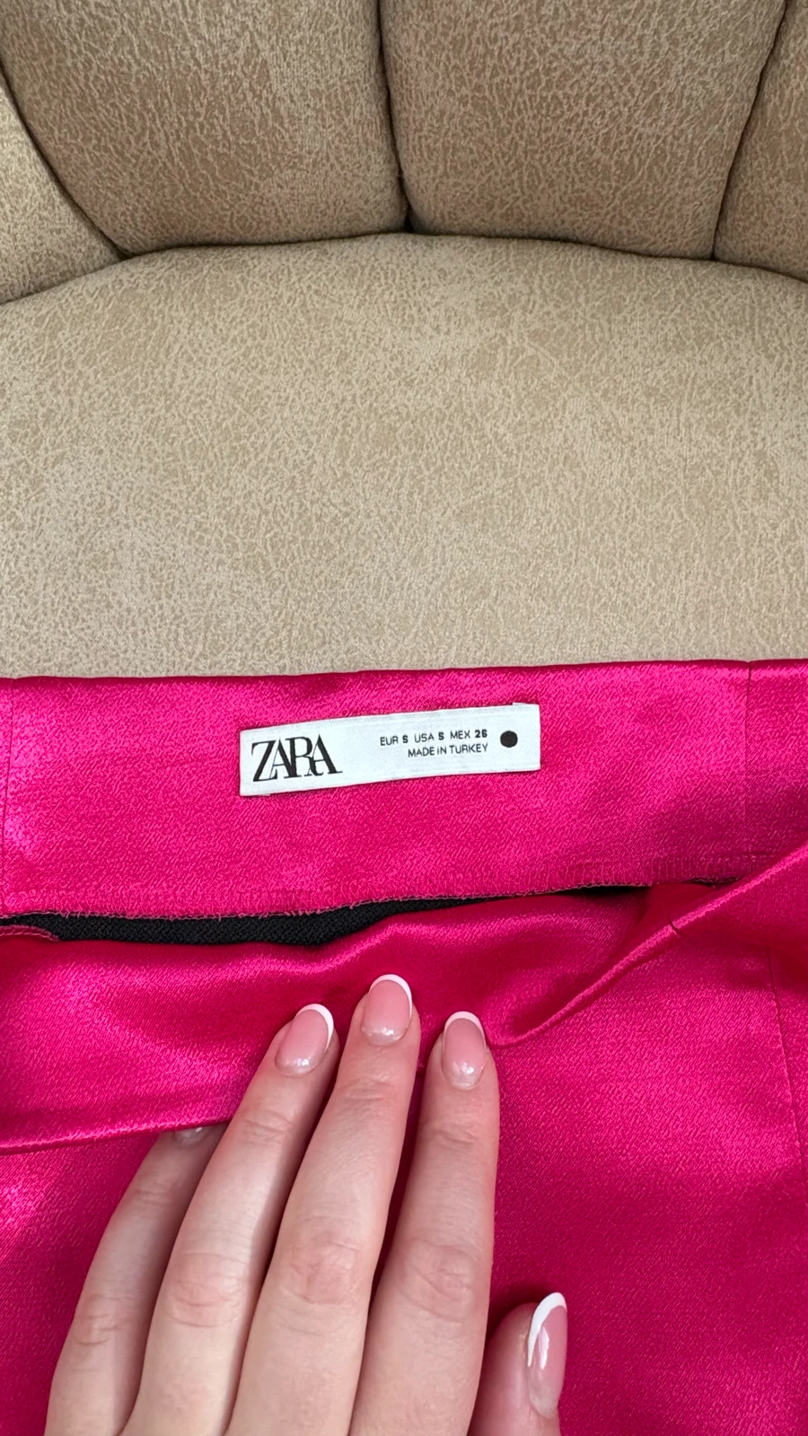 Zara mini suknja