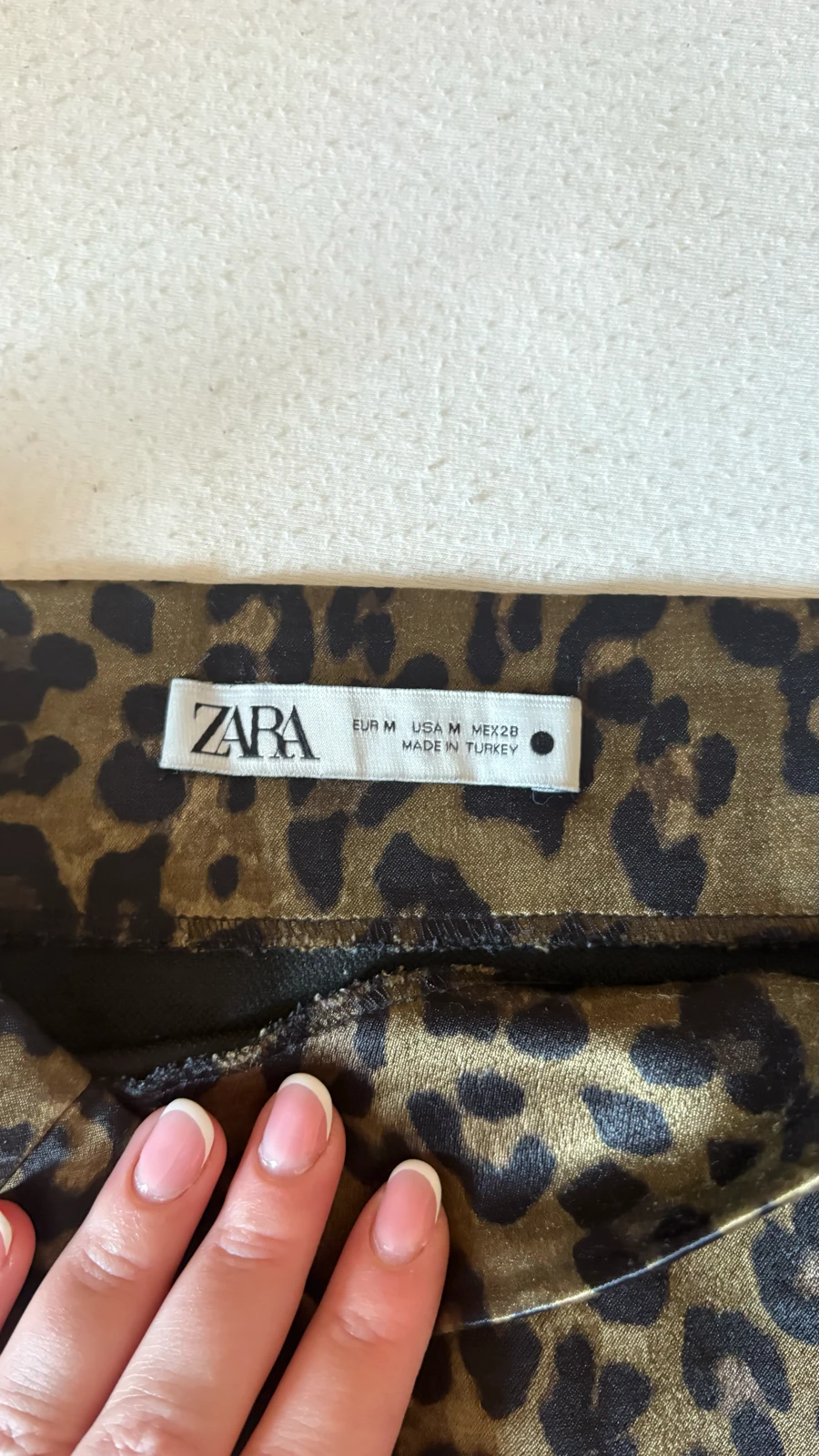 Zara mini suknja