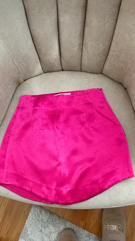 Zara mini suknja