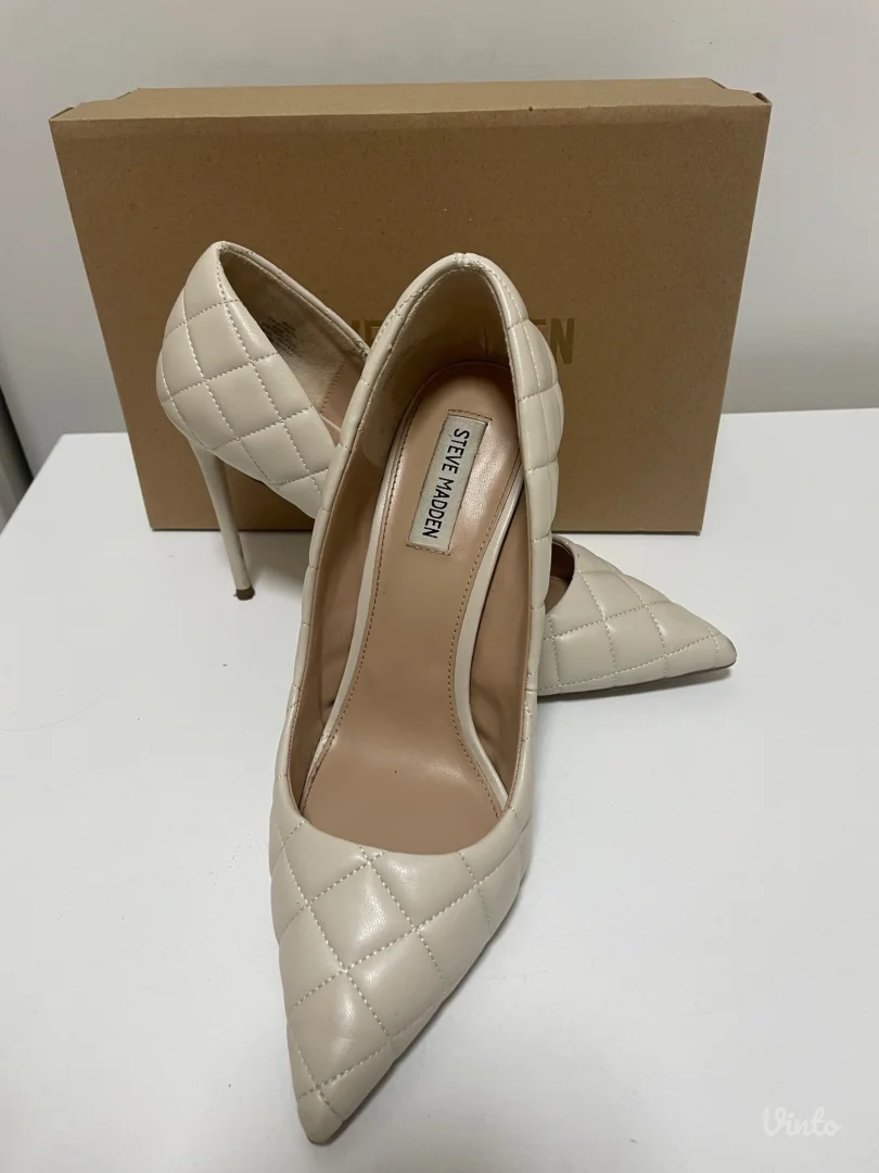 Steve Madden salonke