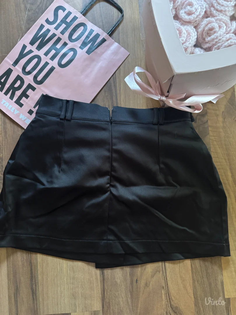 satenska mini suknja