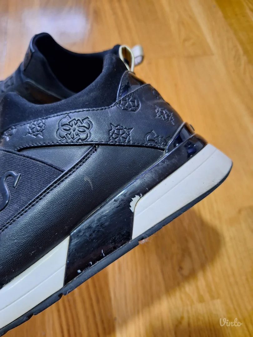 Guess patike original 39