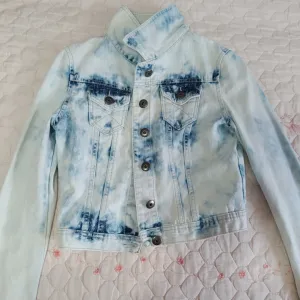 Ženska teksas jakna