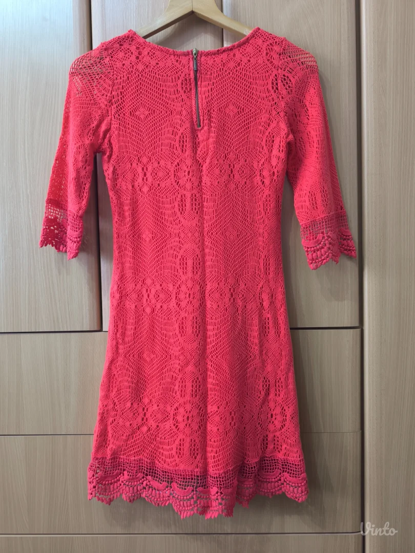 Crvena, "pletena" haljina