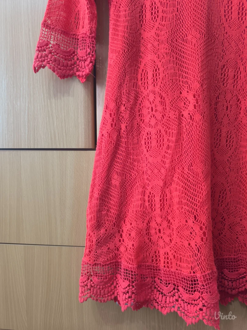 Crvena, "pletena" haljina