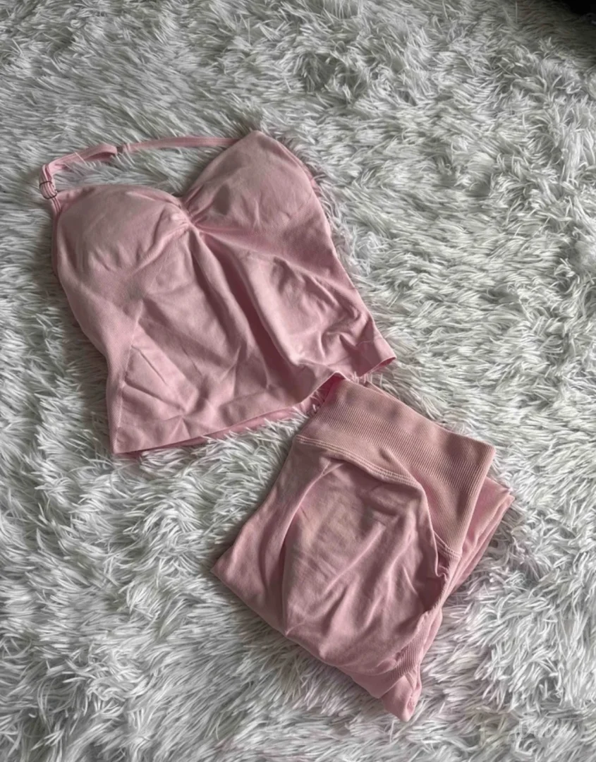 NOVO Pink set za trening